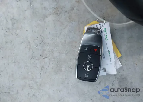 2020 Mercedes-Benz A 220 z USA, uszkodzony, nr VIN W1K3G4EB1LJ223498